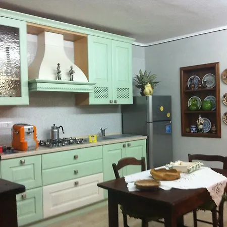 Guest house S'apposentu 3*